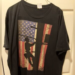 XL lineman tee. Image on front.